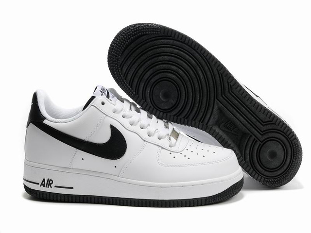 air force 1 femme noir et blanche